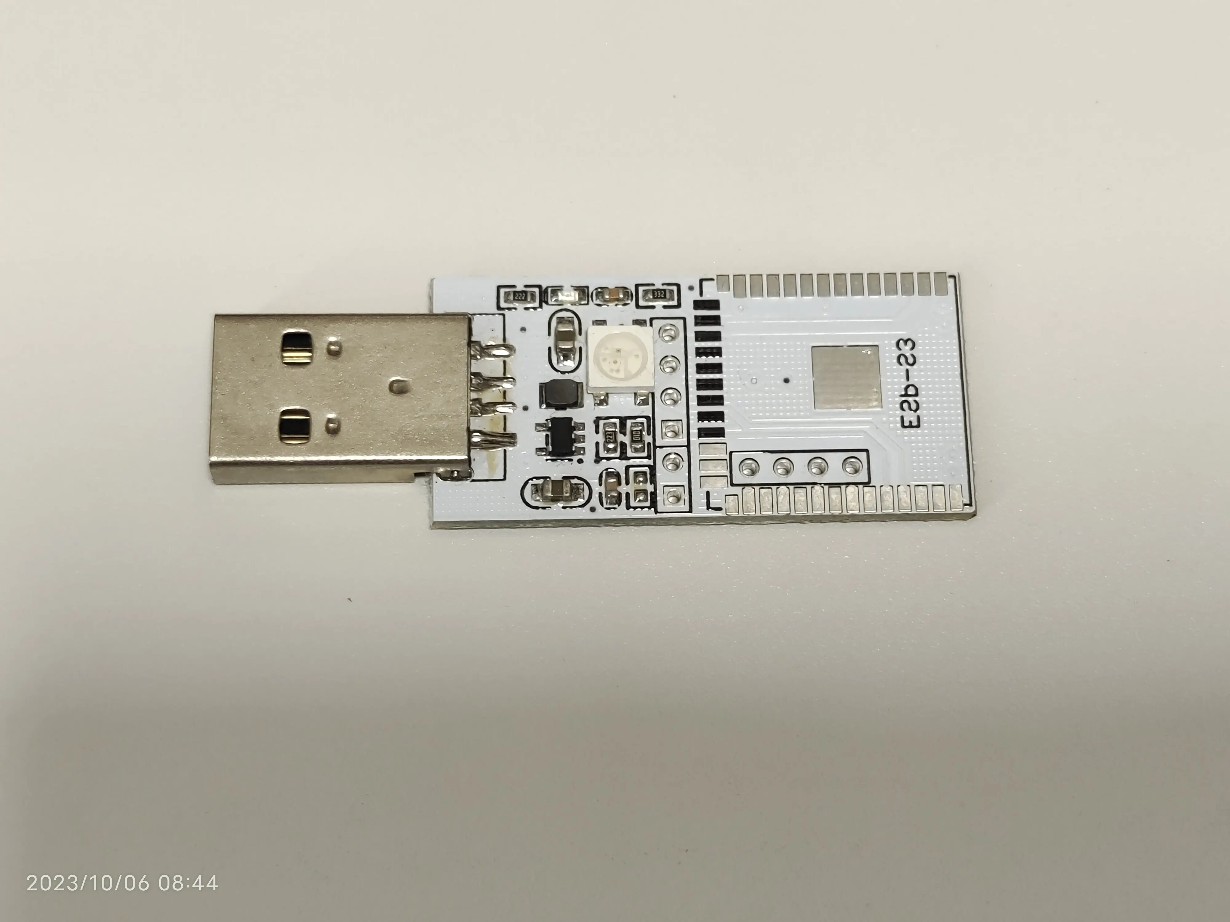 ESP32-S3 USB/WIFI/BLE with shell gateway N16R8 micropython