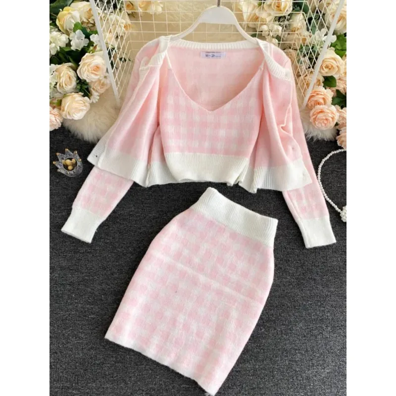 

Korean Sweet Knit Plaid Cardigans+Camisole+Skirts 3pcs Sets Girls Short Sweater Coat +Vest+ Mini Skirt Suits Women Outfits N540