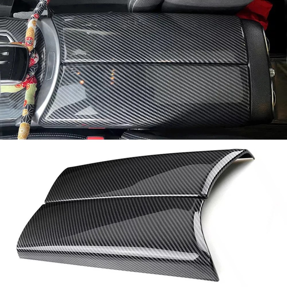 W205 X253 Armrest Box Cover Carbon Black Carbon Black Console Armrest Box Diagonal Weave Pattern Luxurious Look Stylish Design