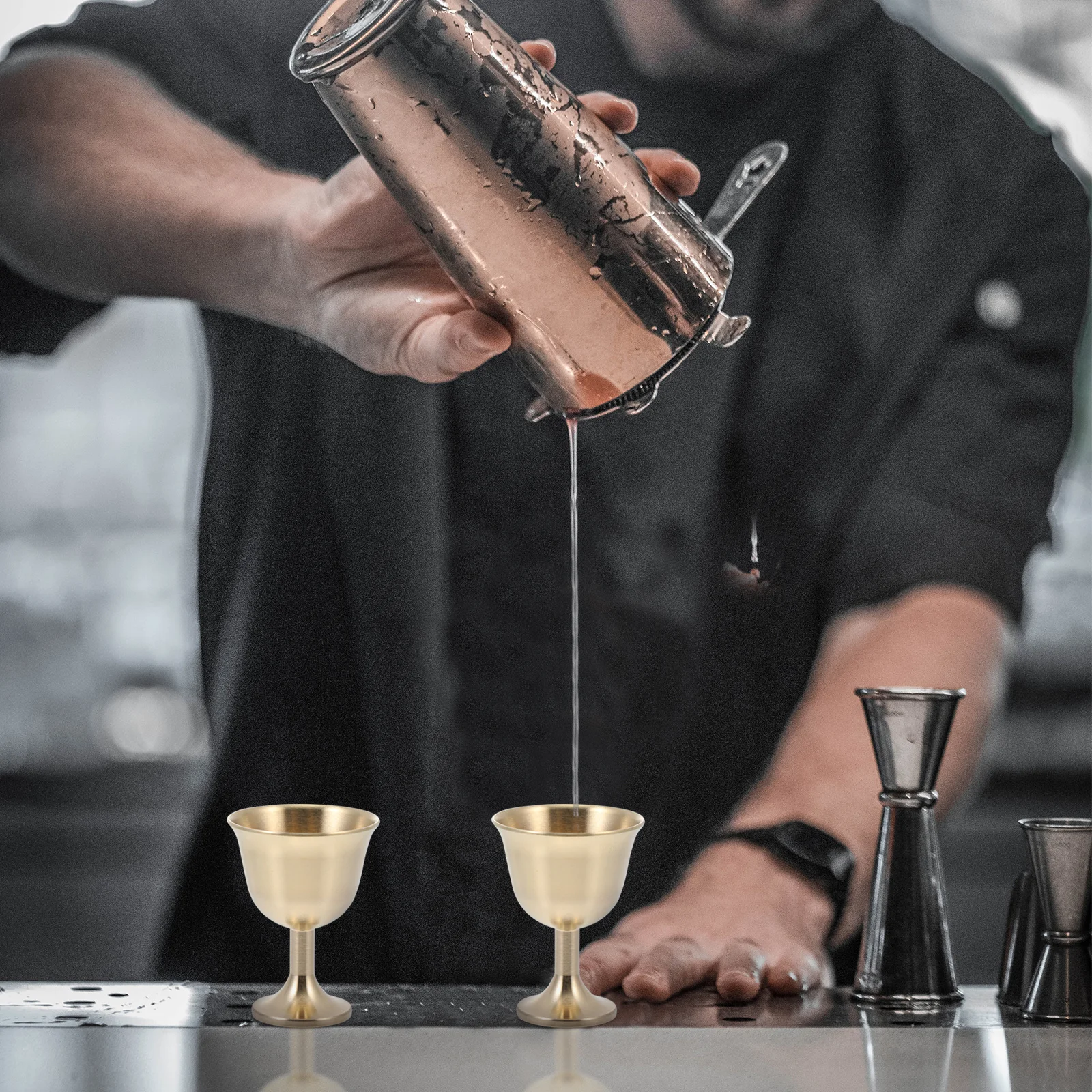 

Copper Wine Goblet Chalice Cup Glass Brass Table Decor Desktop Cup Elegant Drinkware Set Vintage Style Home Bar Accessory