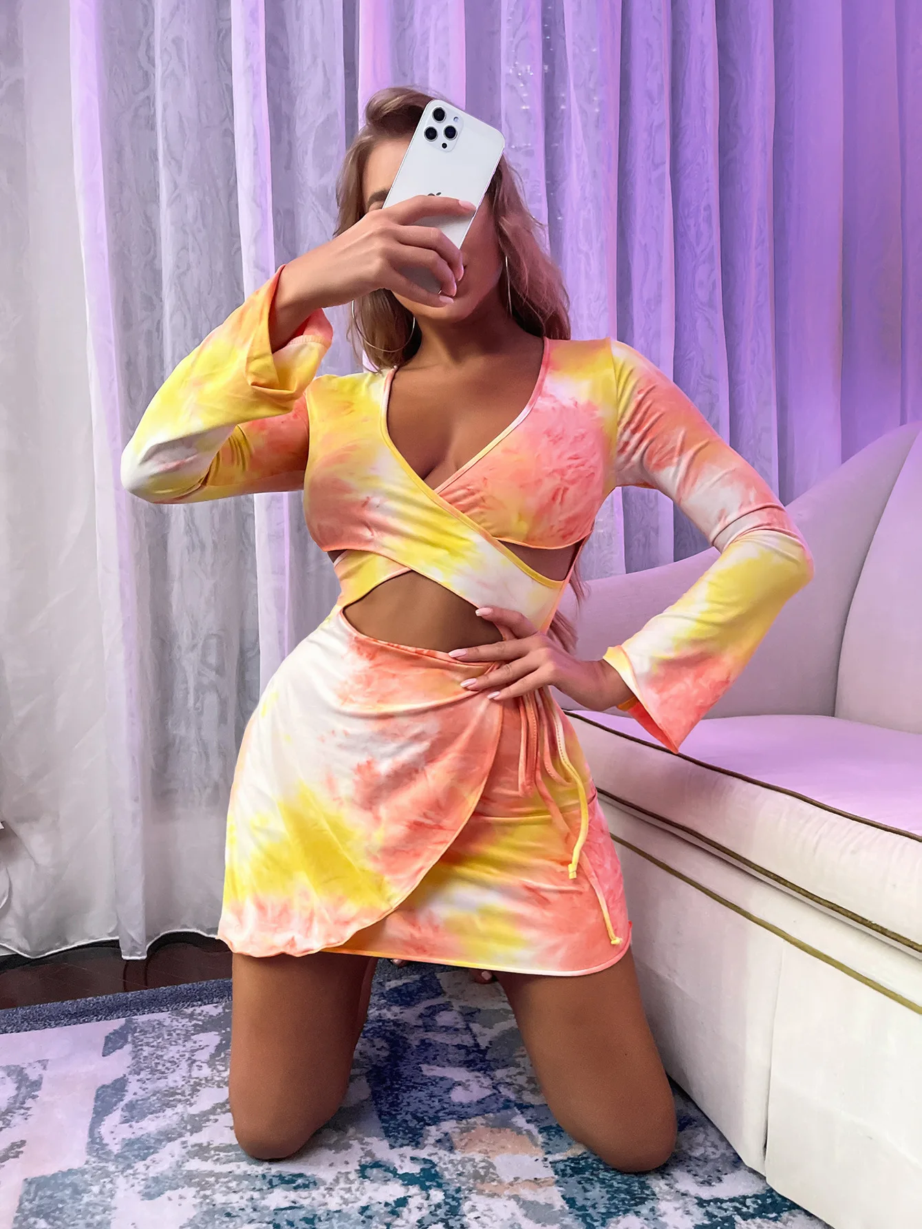 Women\'s Personalized Flare Sleeves Tie Dyed Sexy Long sleeved V-neck Hollow Tight Mini Dress 2024 Hot Selling Style