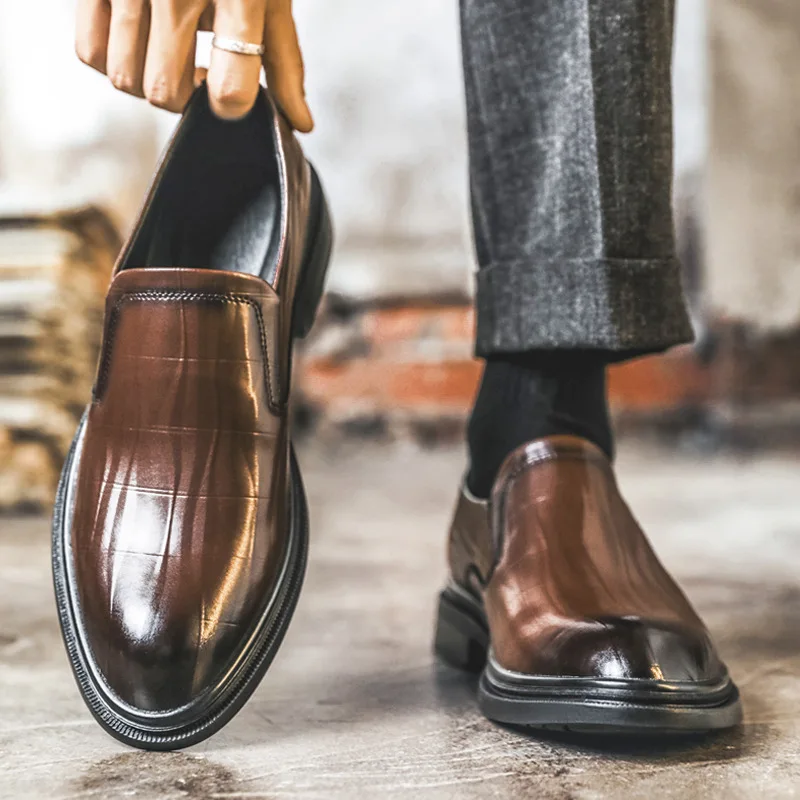 Men's leather shoes for business, formal wear, casual, soft soled, breathable, groom's wedding shoes Dress shoes