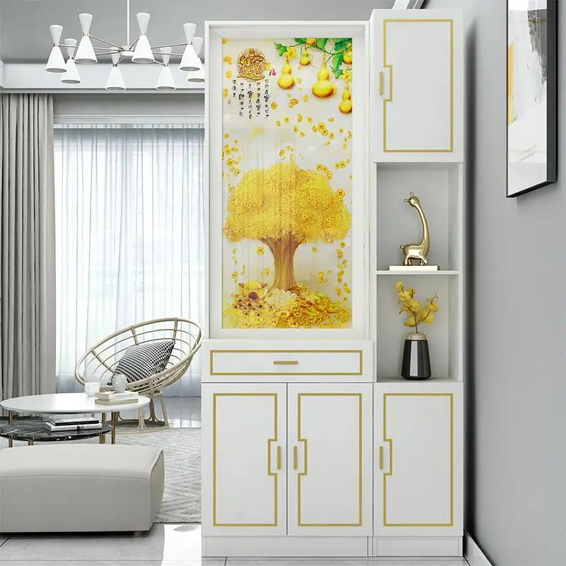 DSA wooden screen partition cabinet, living room is facing the entrance, and the entrance door is blocked. The entrance