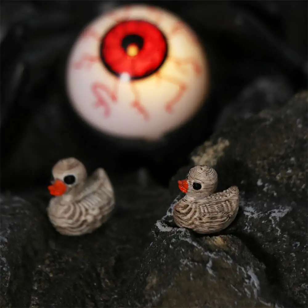 Gothic Style Halloween Skeleton Duck Statue Scary Duck Plastic Mini Ducks Ornament 3D Printed Skull Duck Figurines Home Office