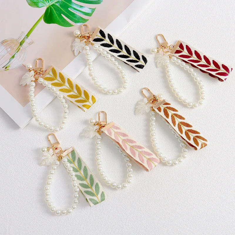 Vintage Artificial Pearl Bracelet Keychain Leaf Ribbon Keyring For Women Cute Bag Trinket Headphone Case Accessories Gift