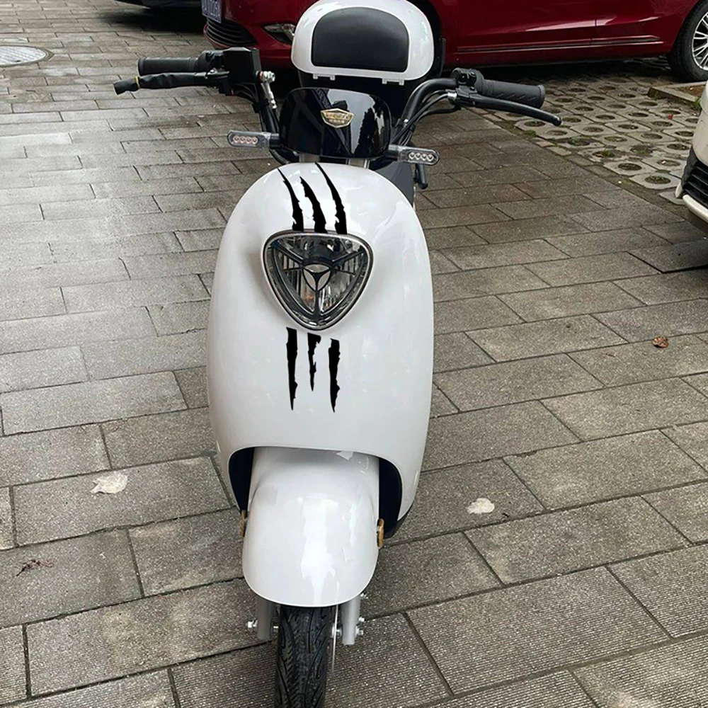 Pegatina Universal para coche y motocicleta, calcomanía de raya rayada con garra de monstruo, marcador reflectante impermeable, accesorios de decoración para motocicleta