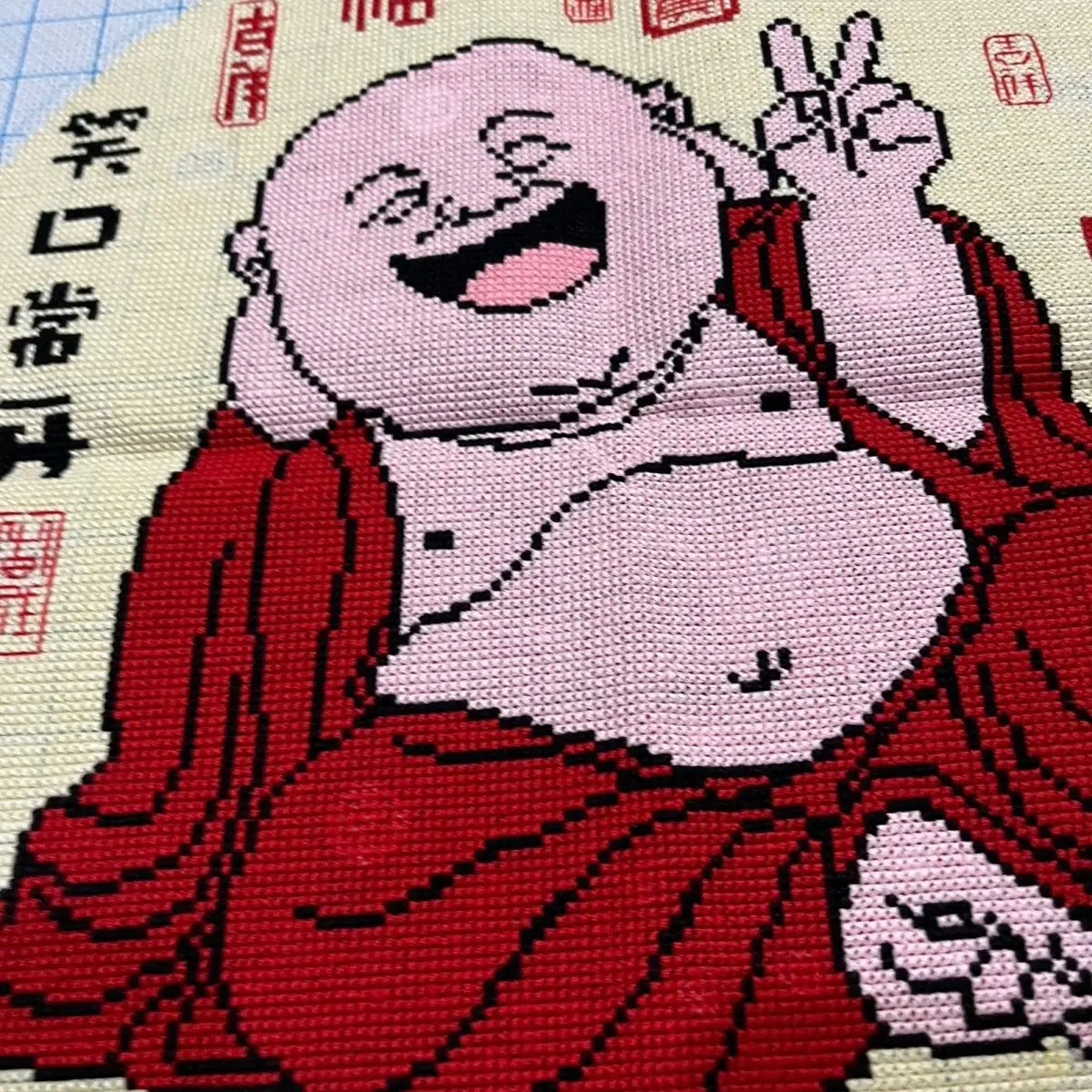 (Finished product) Pure handmade cross stitch finished product, smiling face always open Maitreya Buddha 47 * 57 cm