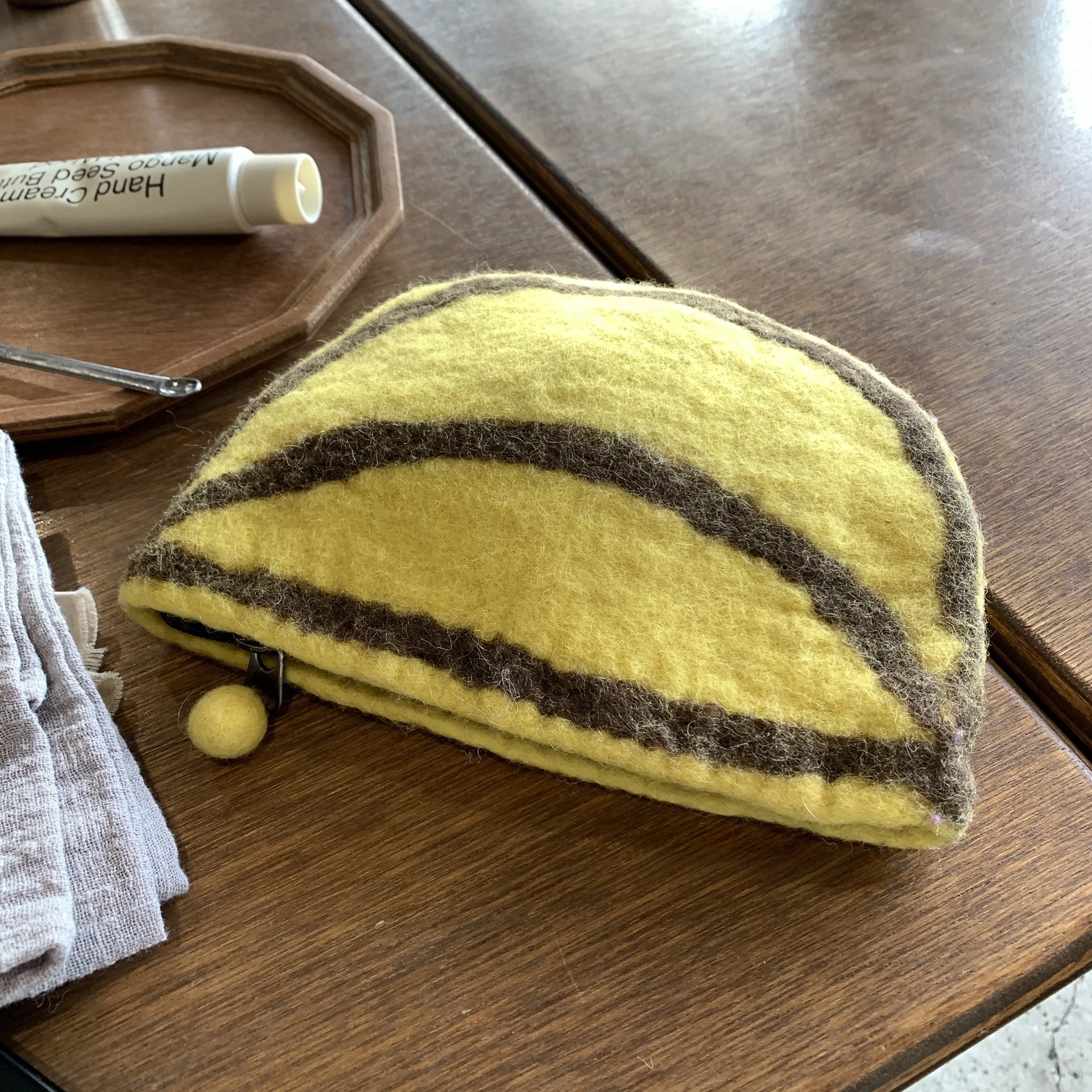 

Thiened Wool Felt Musoom Card Holder Banana aped Storage Bag Heavy Du Wallet Long Sle Pure Color ex Handbag