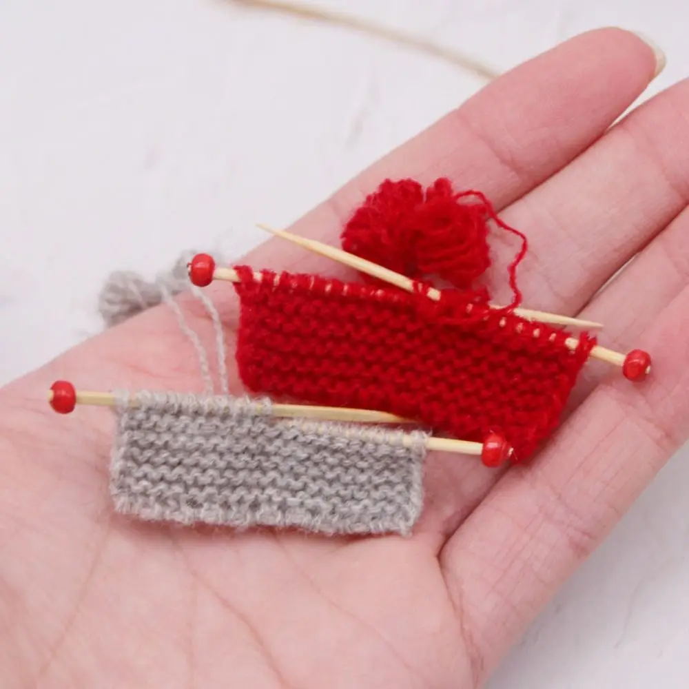 

Thick Thread Miniature Knit Sweater Model Imitation Scene Props Dollhouse Miniature Handmade Knitted Handicraft Colorful