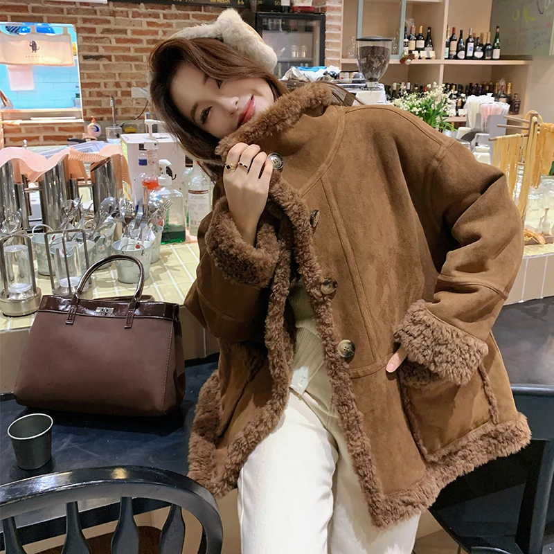 

2025 New Women's Wool Jacket Women's Lamb Wool Sheep Shearing Suede Suede Integrated Fur Medium to Long Winter Fashion Ver