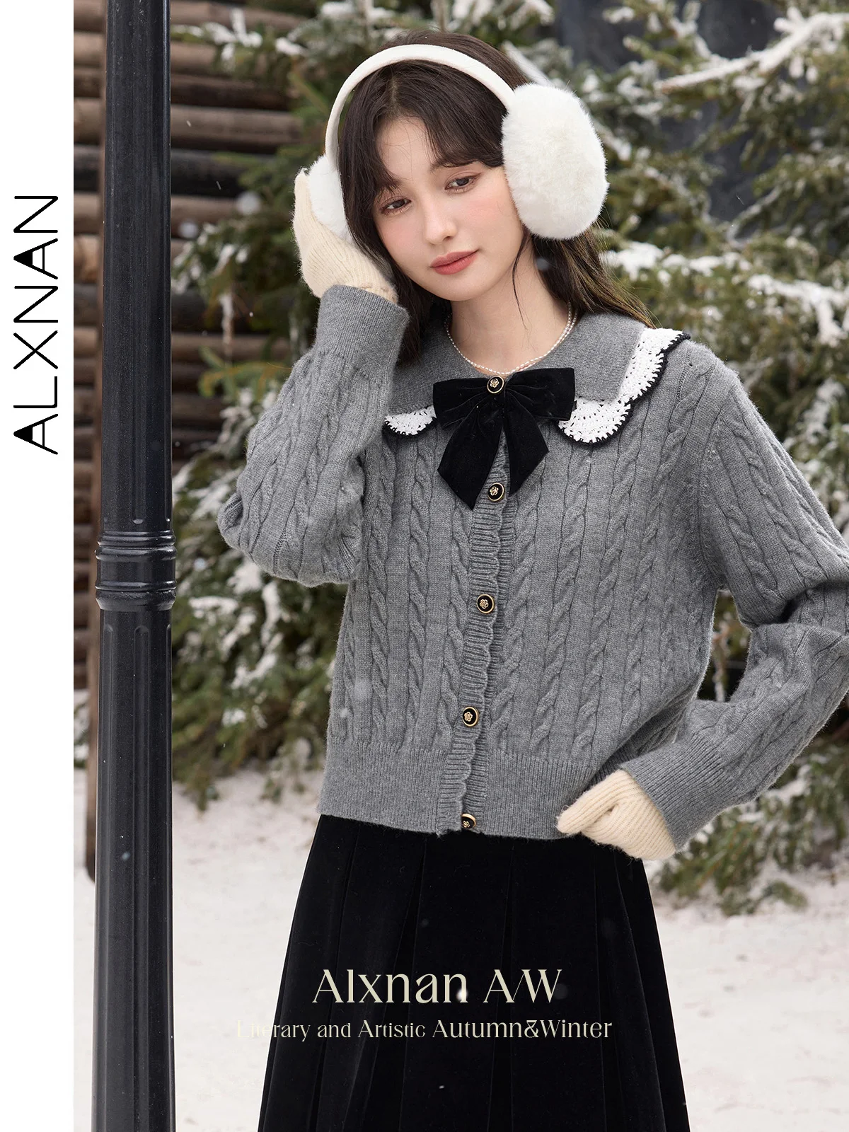 

ALXNAN Women Patchwork Cardigan Crochet Doll Collar Long Sleeve Metal Buttons Velvet Bow Sweater Winter Clothing Woman DYL661573