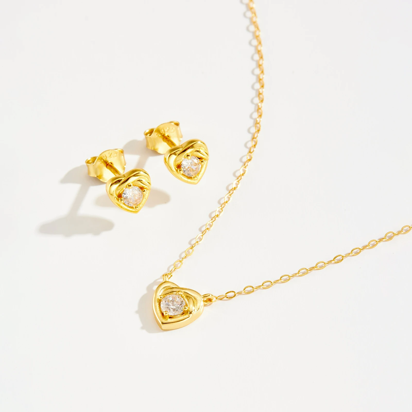 

VEWANT Women 925 Sterling Silver Clear Heart Zircon Stud Earrings Necklace Jewelry Set New Fine Fashion Luxury Wedding Jewelry