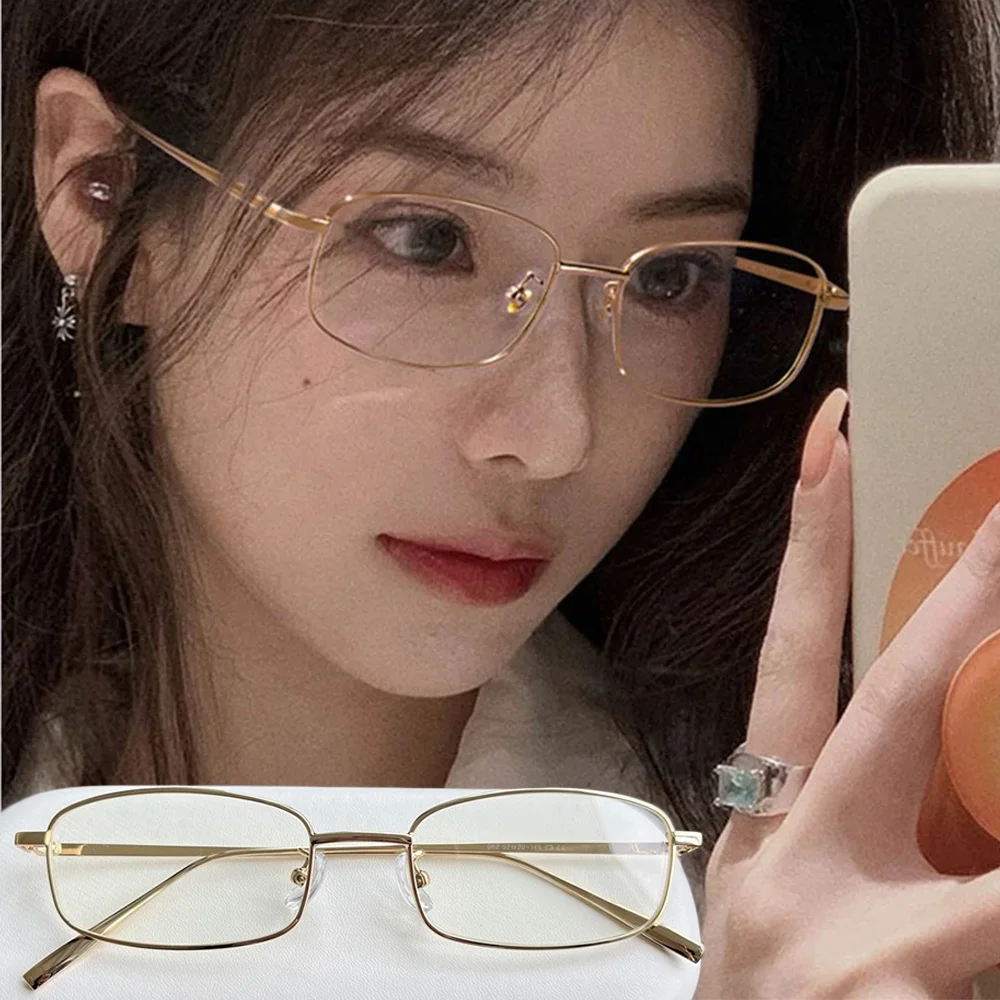 Vintage Metal Frame Glasses Unisex Small Square Retro Vision Care Anti Blue Light Eyelasses Women Men Japanese Gentle Eyewear