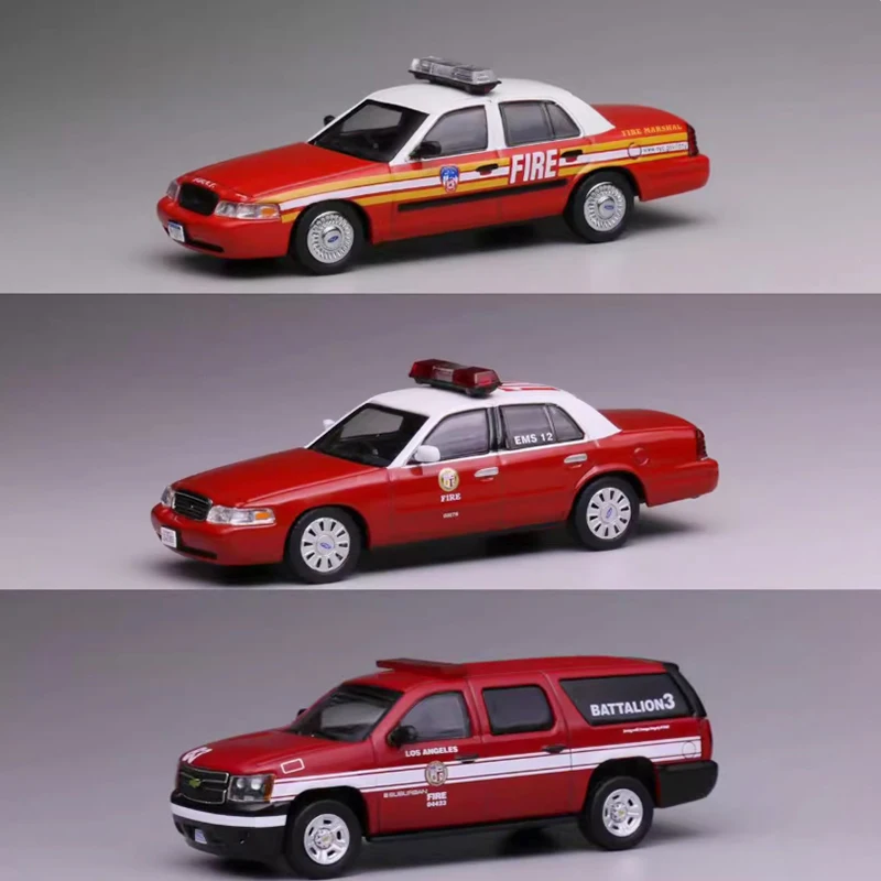 Modelo 596 fundido a presión, escala 1:64, CV Fire & CV EMS 12 y motor de bomberos suburban, modelo de coche de aleación, colección de recuerdos, adorno de regalo