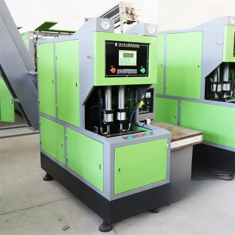 Plastic Bottle Molding Machine High Stability customized Machine For 1L Bottle Small Scale Factory