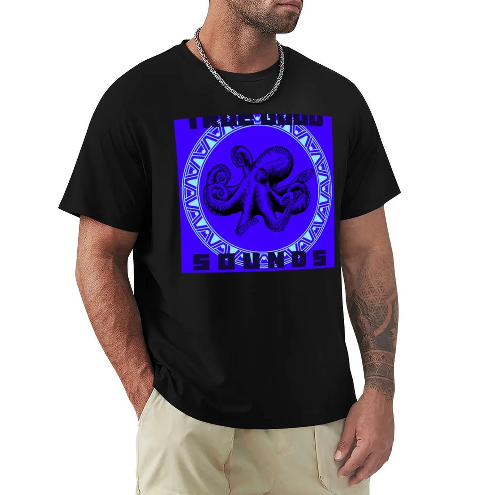TRUE GOOD sounds GRAPHIC NO. 200 T-Shirt Retro Graphic Print T-Shirt