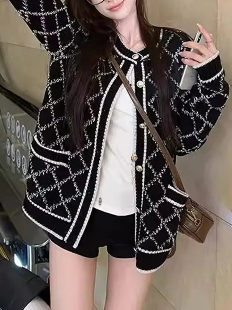 الخريف والشتاء جديد الماس المرأة طويلة الأكمام طاقم الرقبة سترة أنيقة سترة واحدة الصدر تريكو رداء علوي غير رسمي