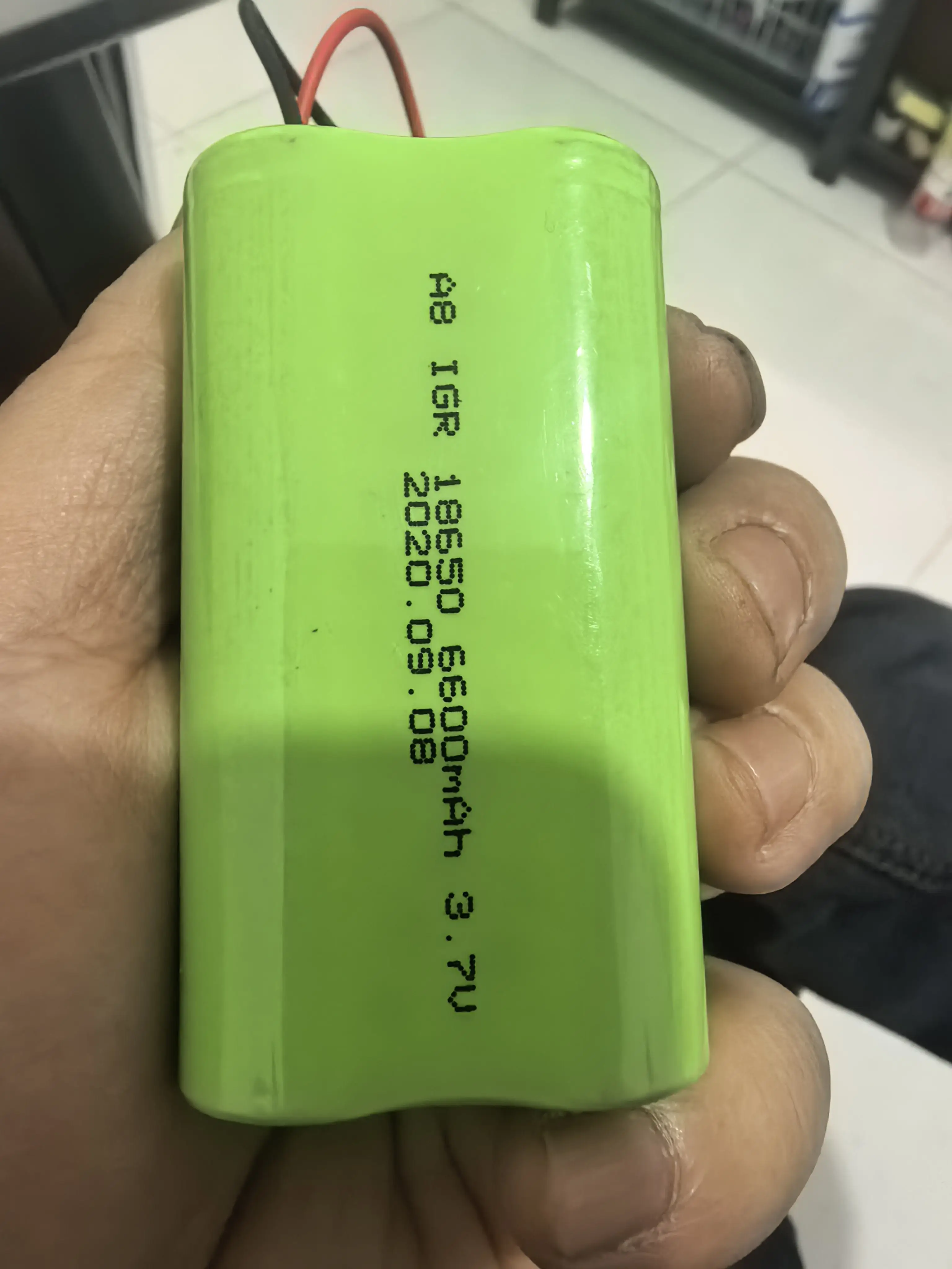 buy more will cheap 18650 three cell parallel lithium battery 3.7V single row T40 strong light SM plug large capacity 6600MAH