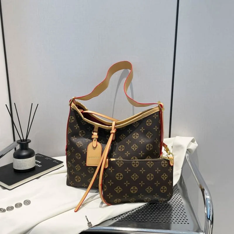 

Ladies Tote Bag Made Of Premium Leather Boasting High-End Quality And Paris Trendy Daily Look​