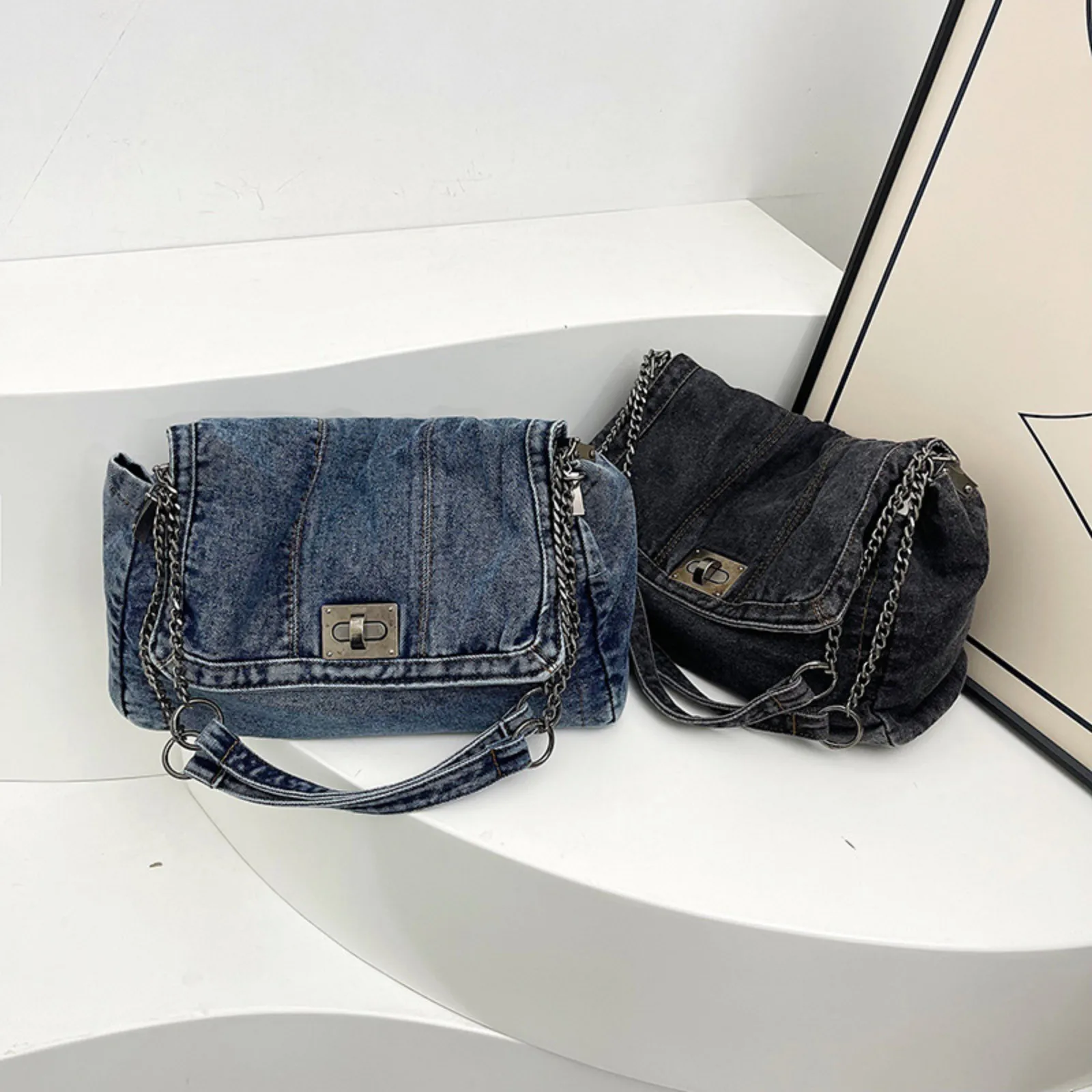 

New Large Capacity Denim Crossbody Bag Women Summer Fashionable Single Bag Personalized Chain Soft Structure Internal Zipper