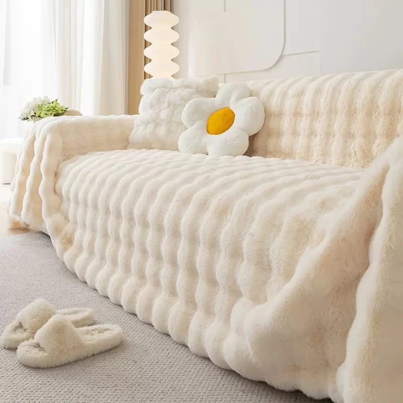 Winter Cat Feeling One Piece Sofa Cover with Thickened Rabbit Plush Sofa Towel