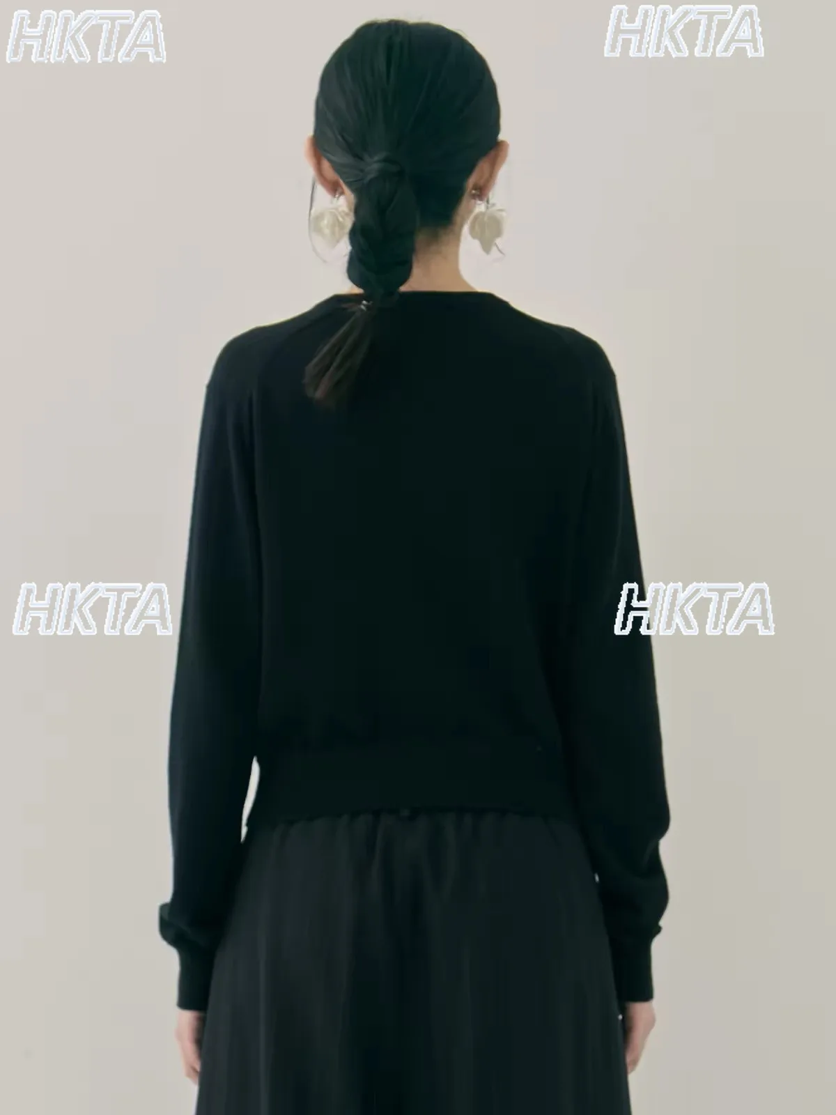 Japanese Handmade Beaded Lace Three Dimensional Bow Knitted Cardigan Casual Black Sweater Autumn New Slimming Sweater Top Women