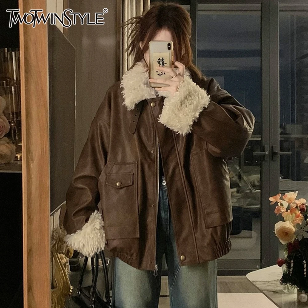 

TWOTWINSTYLE однотонная корейская куртка из сращенного меха, женская свободная уличная одежда с лацканами и длинными рукавами, базовые женские куртки, осенняя мода, новинка