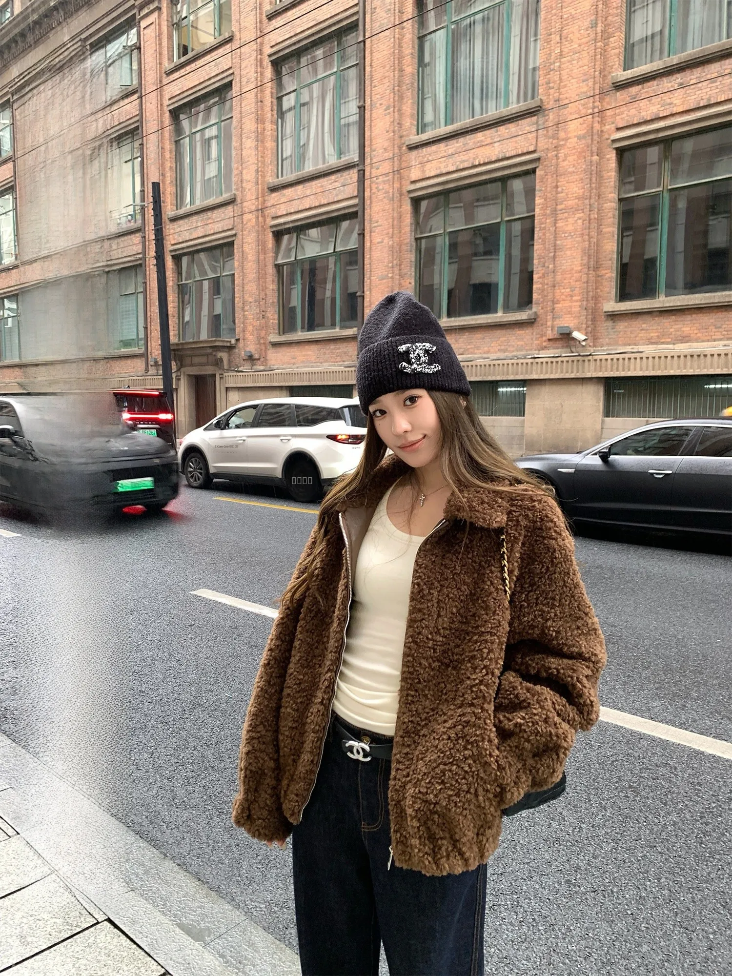 

Hhi Eco-Friendly ort Fur Coat Women's Autumn Winter Patchwork Versatile Skin And Fur Inteated Coffee Color Lamb Cake