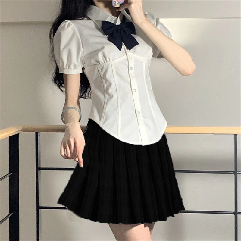 

Летний комплект формы Pure Desire: укороченный топ с завышенной талией и юбка в стиле JK для девочек