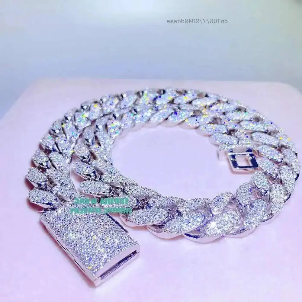 

Hip Hop Iced Out Pass Diamond Tester 3rows 18mm Thick Heavy Solid Honeycomb Vvs Miami Moissanite Cuban Chain