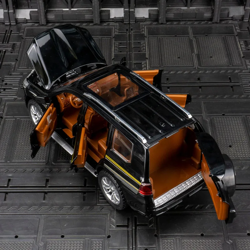 1:24 Toyota Prado modelo de coche de aleación dominante vehículo todoterreno de metal, puertas y capó del motor, maletero se puede abrir