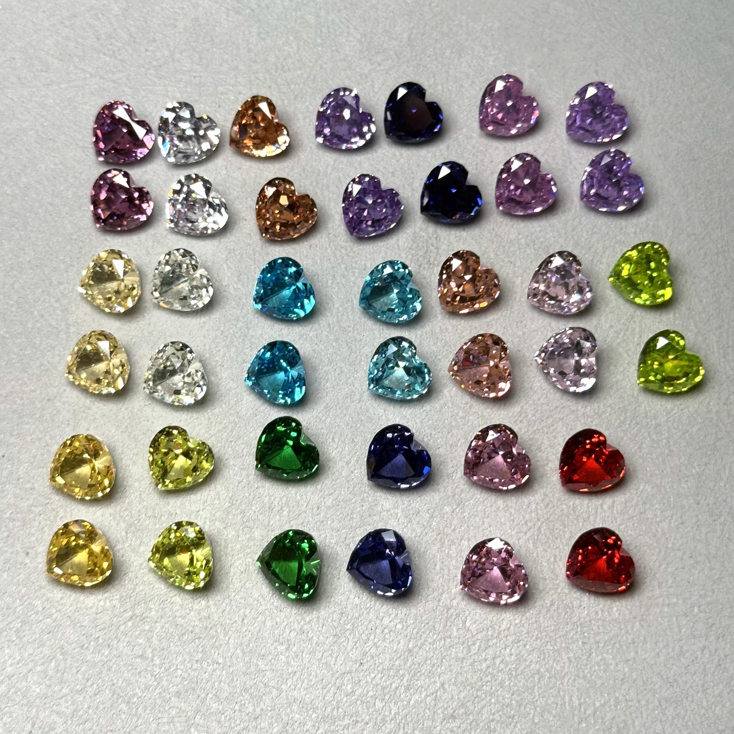 Ice Crushed Cut Heart Shape 4x4-12x12mm Mixed Colors Synthetic Cubic Zircon Loose Gemstone Colorful CZ Stone