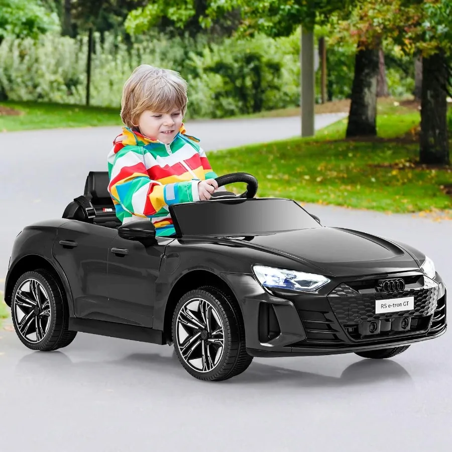 Veicolo elettrico Audi RS e-tron GT con licenza 12V Ride On Car con telecomando Giocattolo alimentato a batteria per bambini con sospensione a 4 ruote