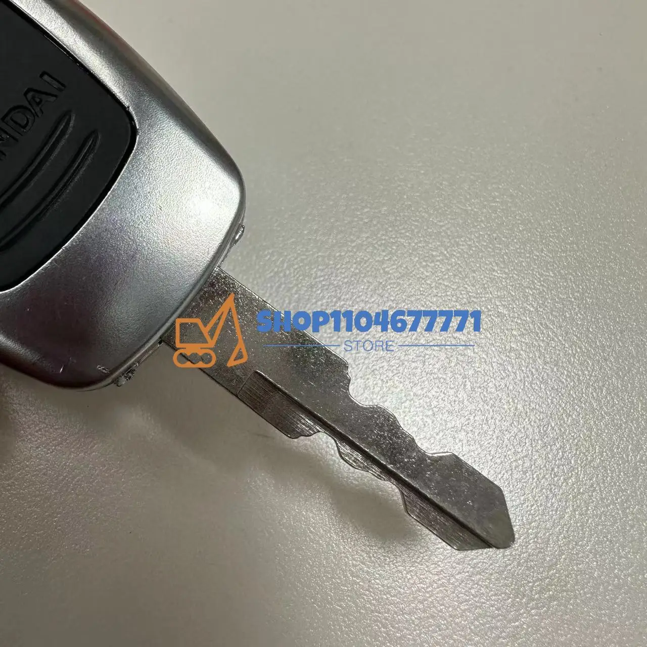 10PCS/5PCS/1PC 21Q4-00090 Ignition Key For Hyundai Excavator R200-9 Engine