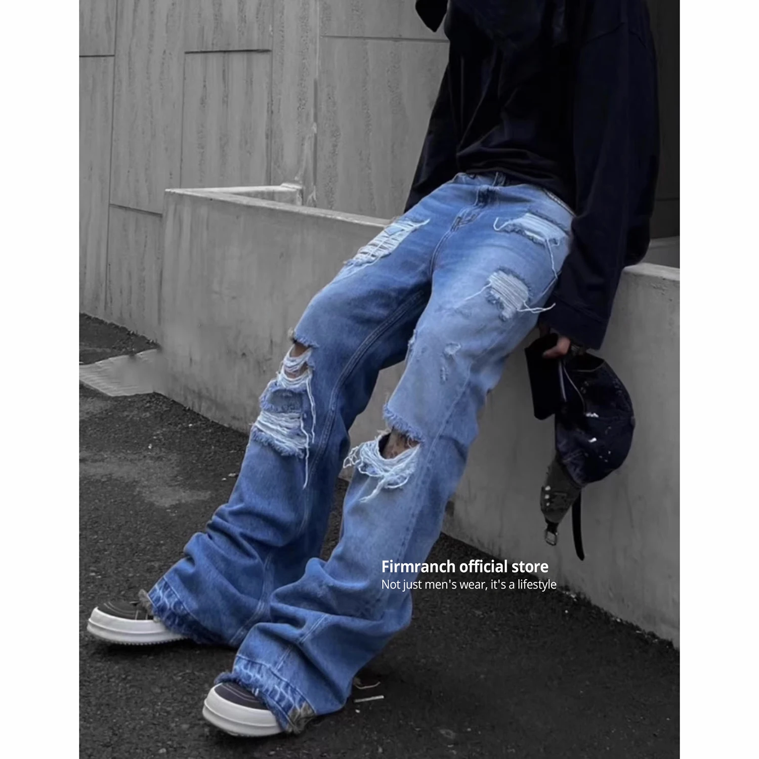 Firmranch 2024, koreanischer Stil, blaue zerrissene Jeans für Männer und Frauen, getragene Wischlänge, ausgestellte Denim-Streetwear-Catwhiskers-Hose