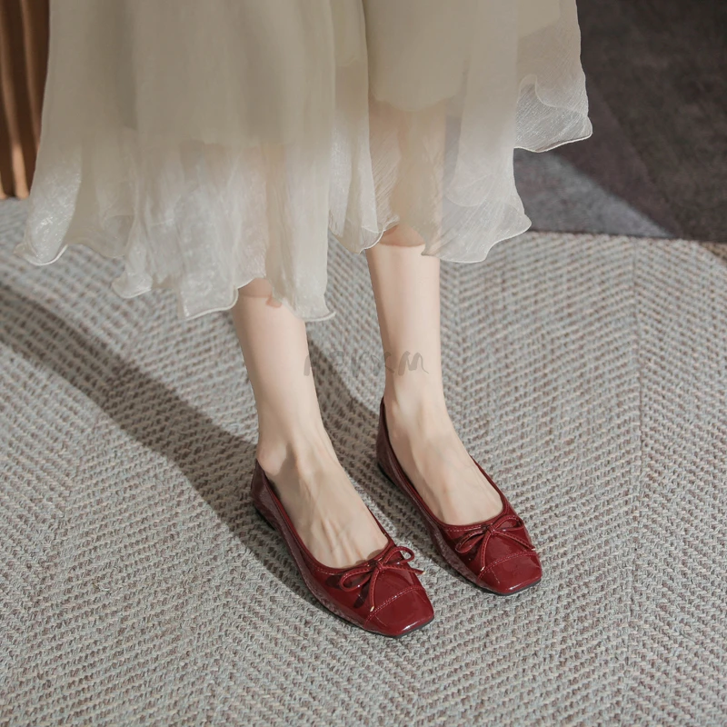 Retro Bowknot Patent Leather Women\'s Ballet Flats Shoes Autumn Slip on Flat Casual Shoes Round Toe Thick Heels Wine Red Loafer