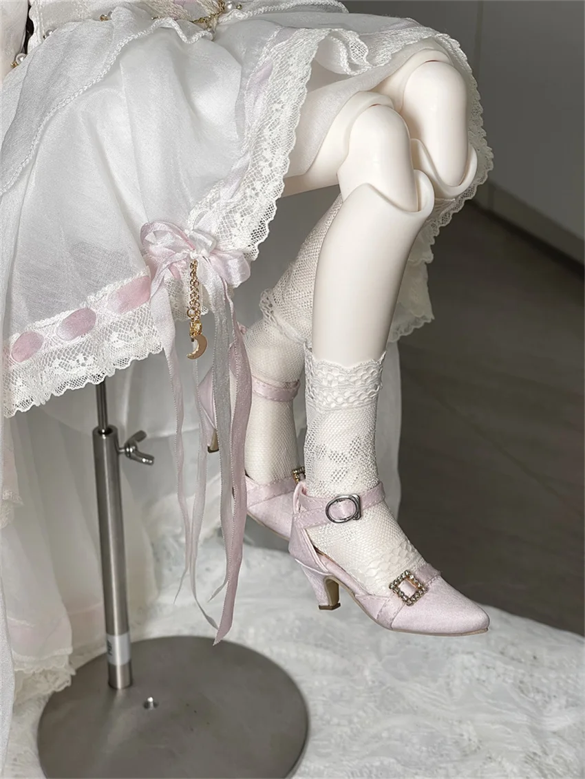 In Stock BJD/SD Shoes 1/3 1/4 High Heels Girls Silk Pointy One-button High Heels Multi-colored BJD Doll Accessories