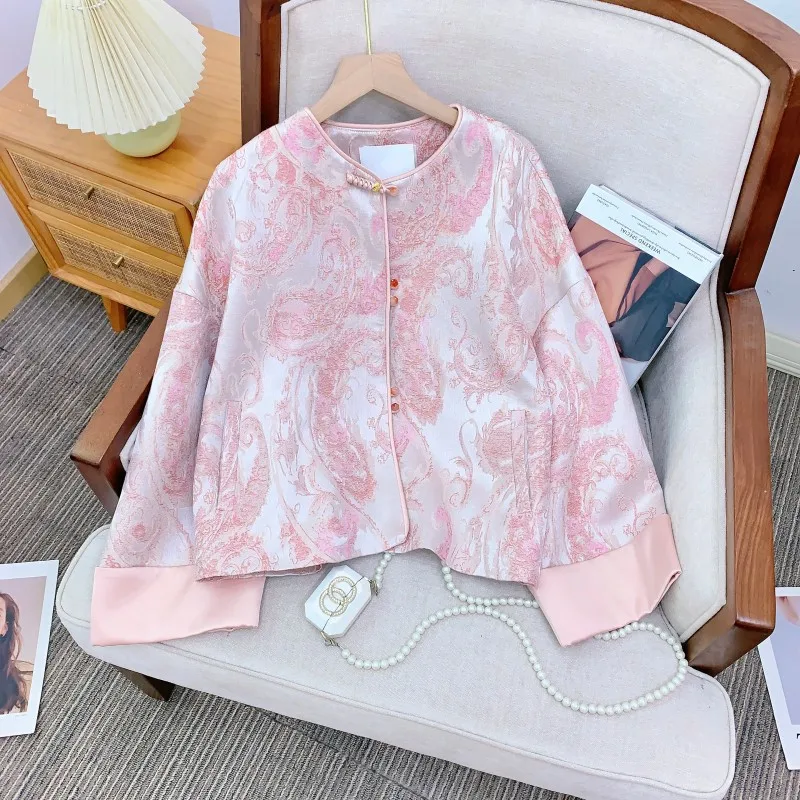 

Весенняя новинка: Женское шерстяное пальто в китайском стиле с цветочным узором, длинными рукавами и свободным кроем, в национальном тренде.