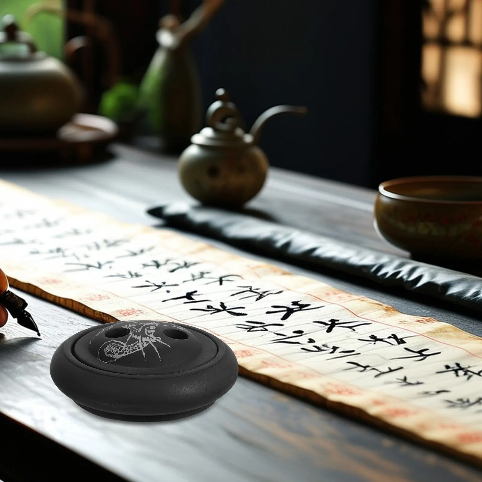 

Ink Dish with Lid Round Calligraphy Stone for Chinese Painting Practice Portable Ink Tray Smooth Grinding Surface Retro Style
