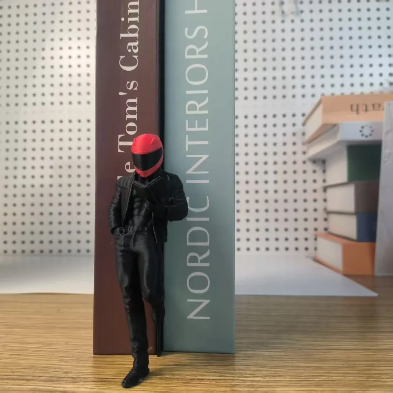 1-Piece Set of a Racer with Helmet, Creative and Quirky Bookend Model Figurine, Dynamic Motorcyclist Decoration, Bookshelf Ornament Suitable for Office and Study, a Great Gift for Book Lovers