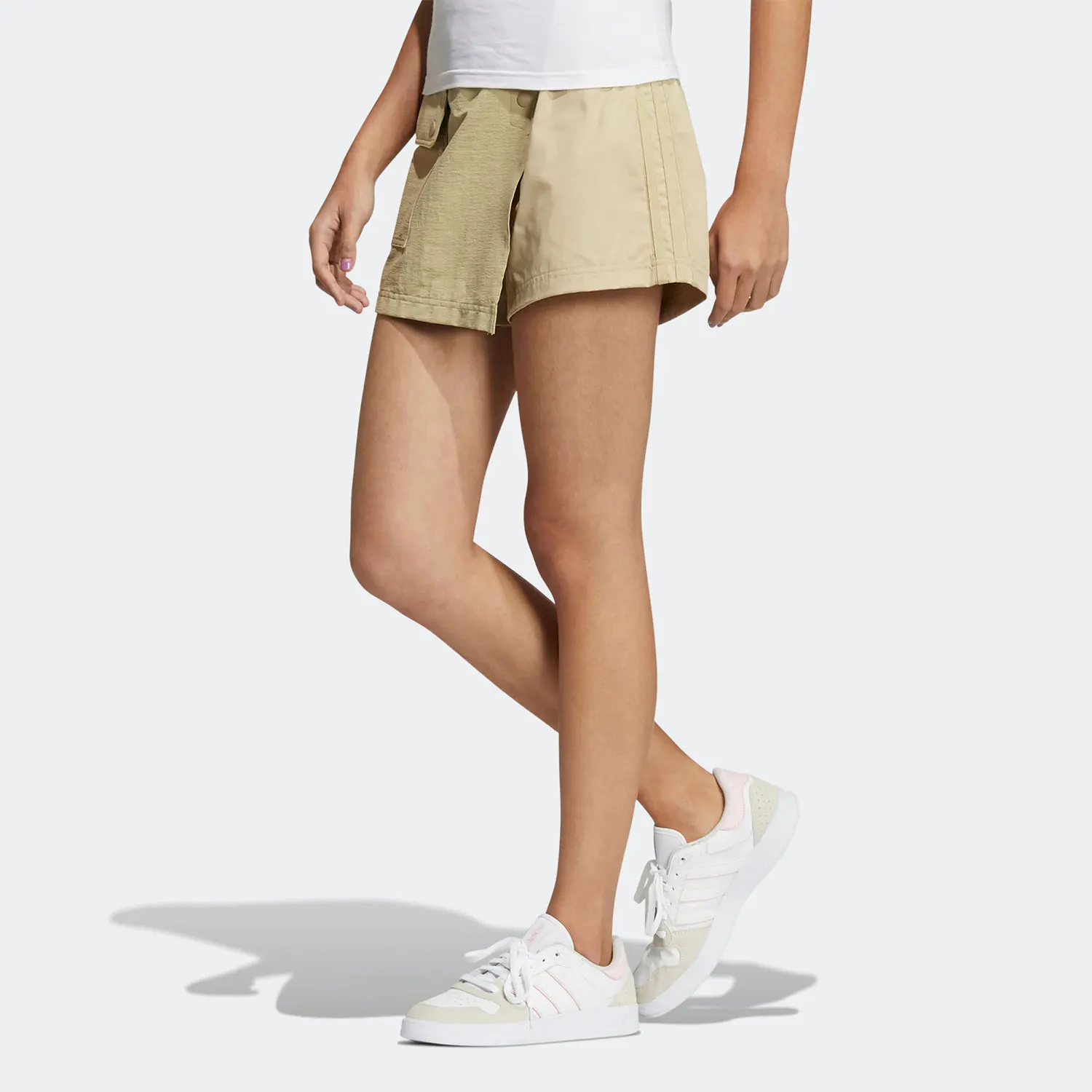 

Официальные женские свободные дышащие спортивные шорты для бега Adidas Neo HE4626