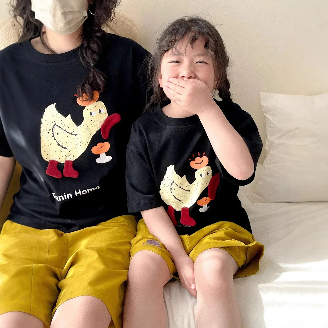 2025 Summer Family Matching T-Shirt Korean Style Round Neck Duck Pattern Tops for Parents & Kids Casual Comfortable Cotton Tees view 3