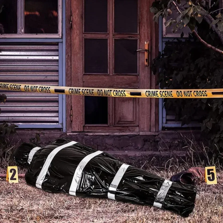 

1-5PCS Halloween Corpse Props Horror Bloody Body Bag Haunted House Hanging Decoration Set Outdoor Patio Scary Shroud Decor