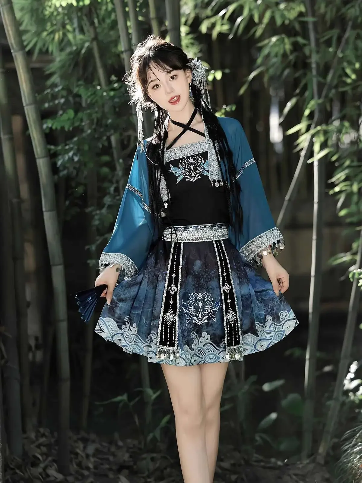 2025 nuevo estilo chino mejorar Hanfu Guofeng Han elementos Miaojiang Falda corta para mujer el estilo étnico Miao Cos Cosplay