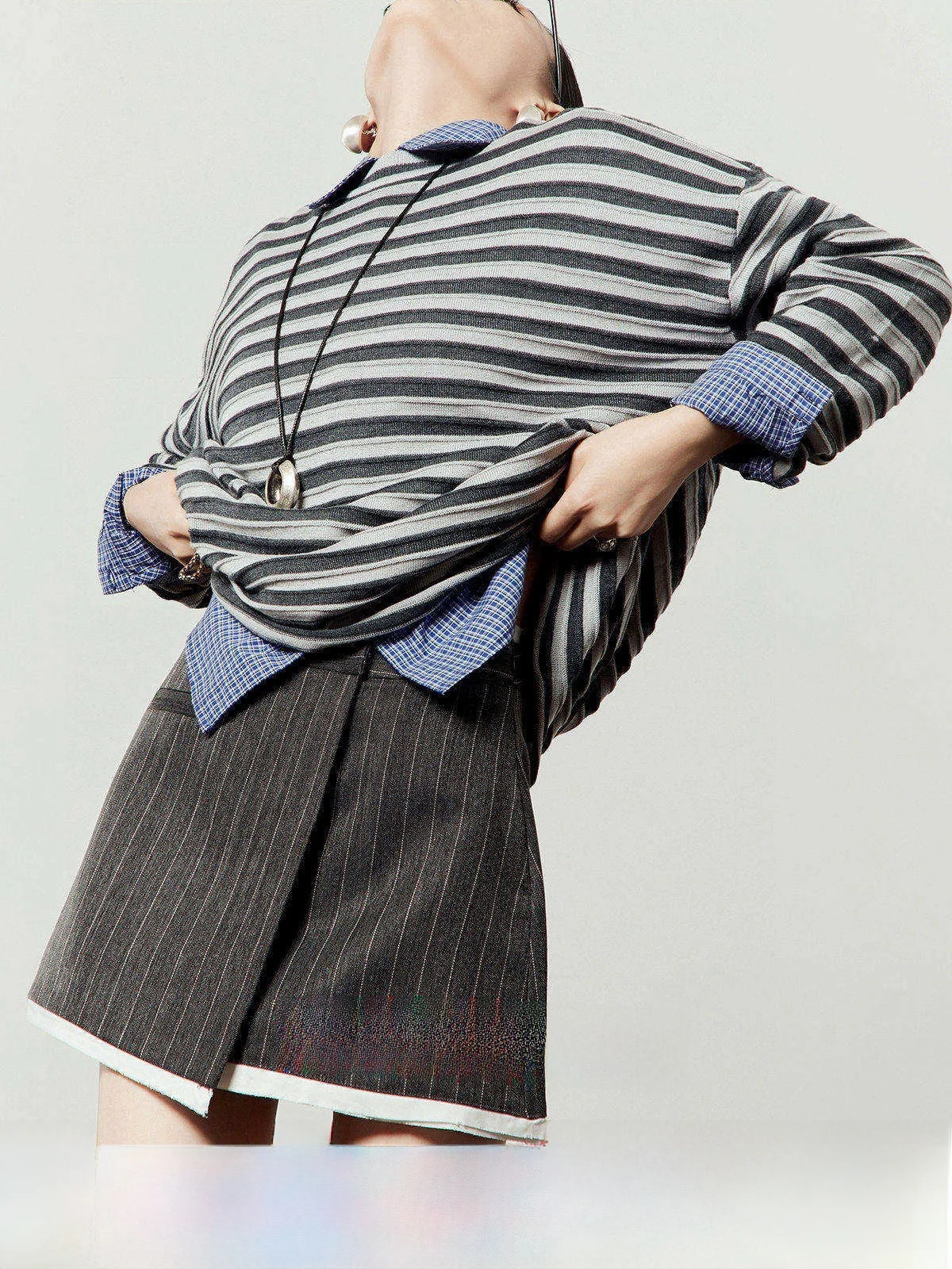 

Женский свободный повседневный топ в полоску с круглым вырезом, весна 2026, новинка, универсальный, легко сочетается со всем, бренд Zhou Libo