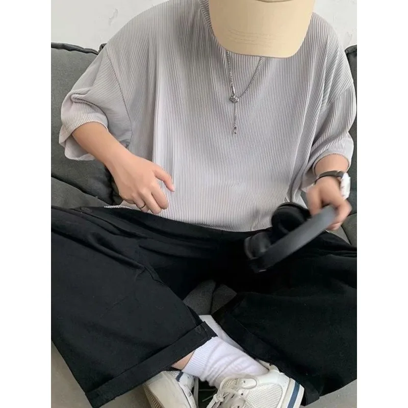 Drooping lodowy jedwab T-shirt z krótkim rękawem męski letni cienki design niszowy pięciopunktowy rękaw luźny wszechstronny prosty T-shirt modny