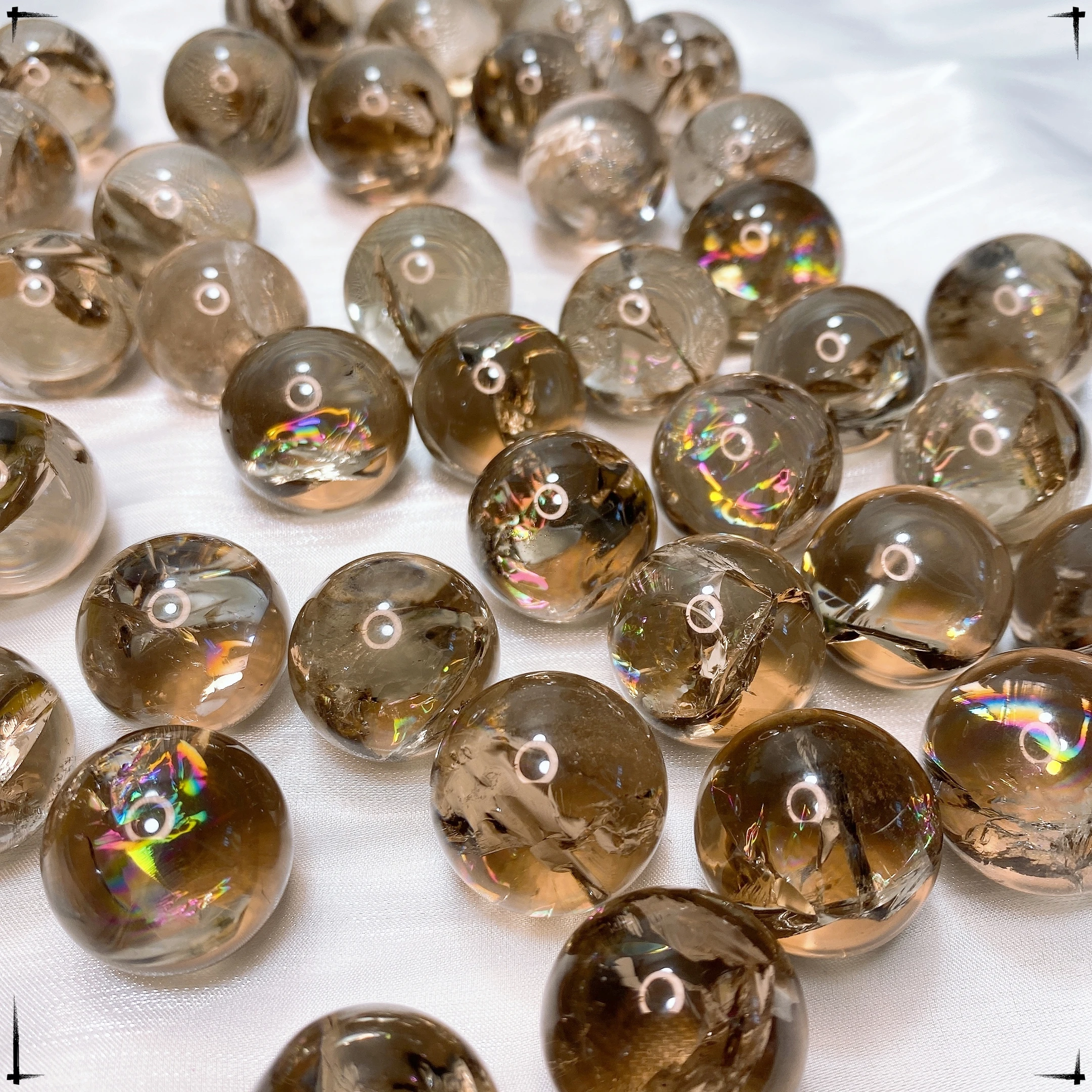 Natural Smoky Quartz Ranbow Color Sphere Crystal Stone Mini Polished Ball Crystal Reiki Healing Room Ornament Home Decor Gift