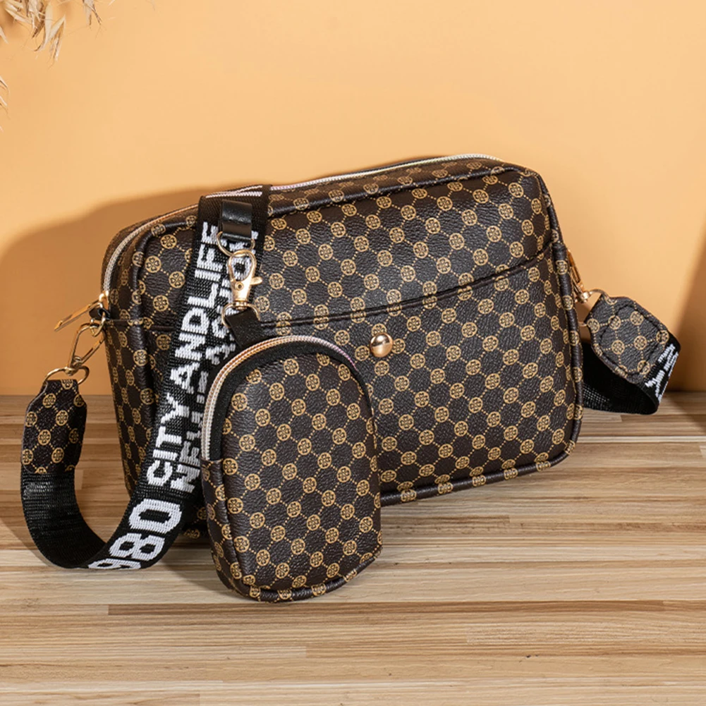 Women Leisure Camera Bag Quilted Casual Travel Bag PU Leather Solid Color Wide Letter Strap Simple Bag with Matching Clutch Set