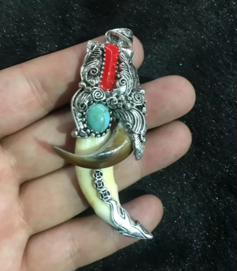 Tibetan Antiques Wolf's Teeth Bear Claw Tibetan Silver Mosaic Turquoise Amulet