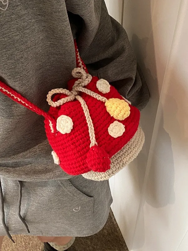 Girls Crochet Mushroom Crossbody Bag Mini Knitted Shoulder Purse Casual Small Bags Gift